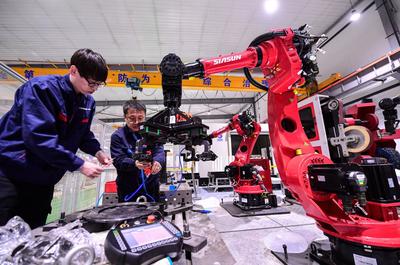 沈阳 大国重器挺起“工业脊梁”，机械手舞动智造新篇